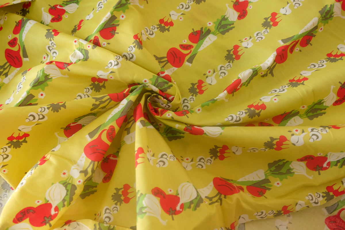 Garden Harvest Lightweight Cotton Canvas – 1.6 yd