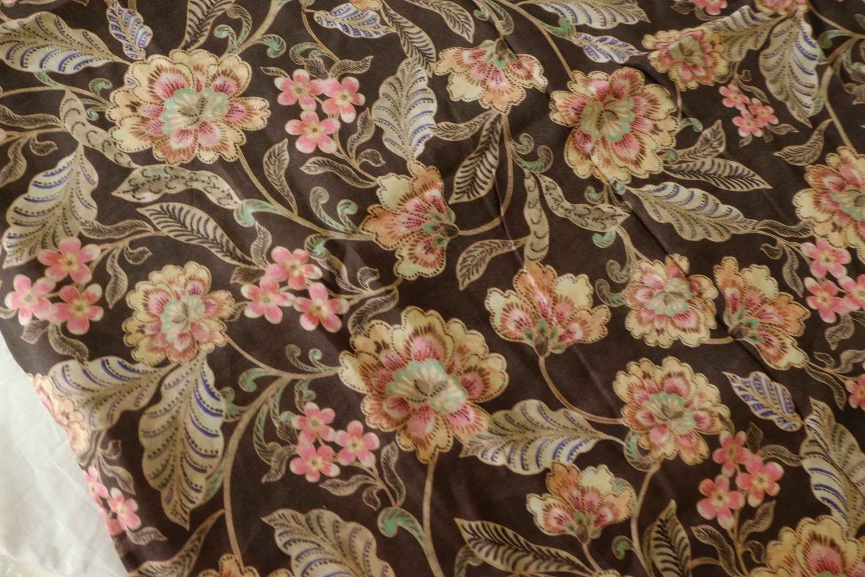 Dark Vintage Floral Lightweight Cotton Fabric – 3.3 yd