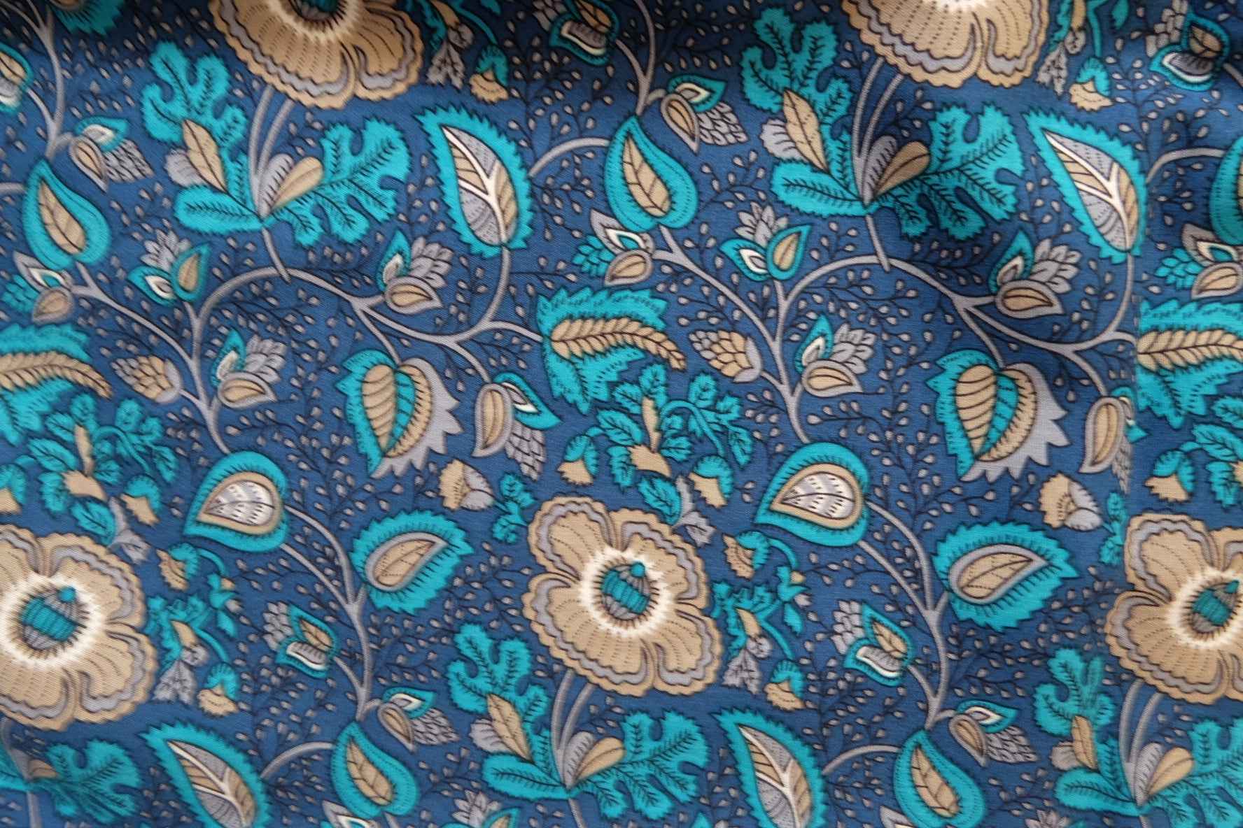3 for 58 | Blue Border Floral Cotton Fabric — 3.28 Yards