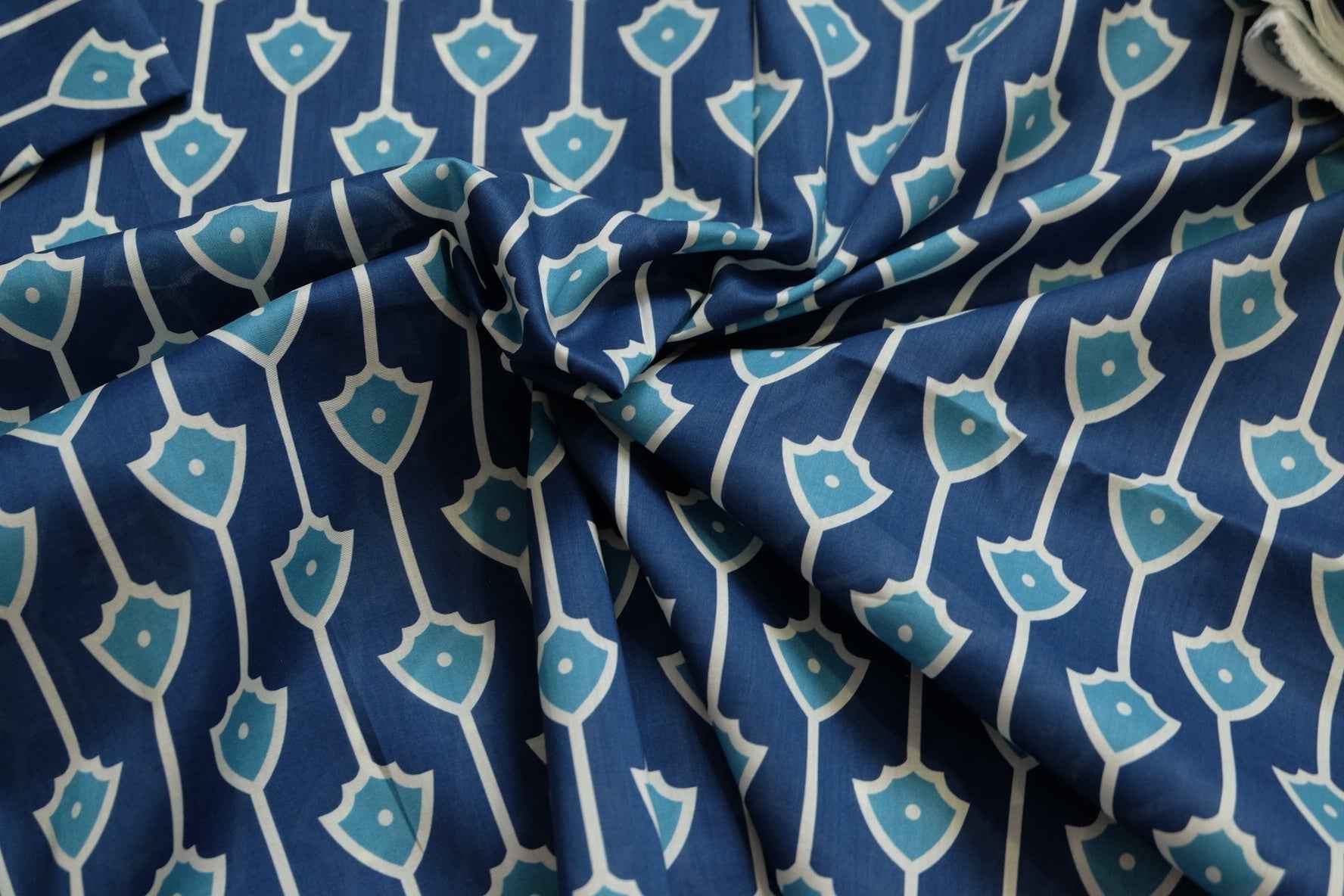3 for 58 | Blue Geometric Cotton Poplin Fabric — 3.28 Yards