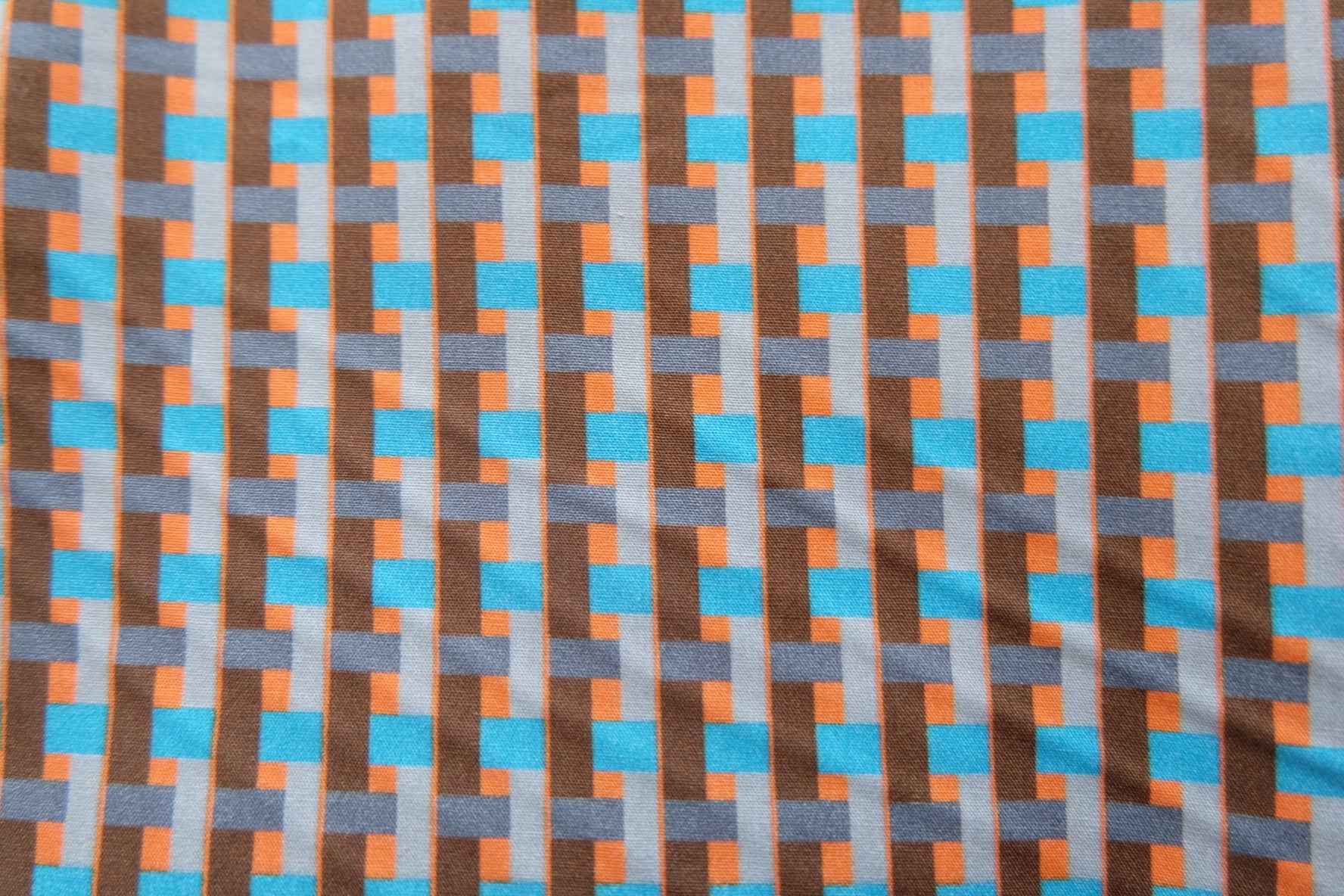 3 for 58 | Retro Geometric Cotton Poplin Fabric — 3.28 Yards