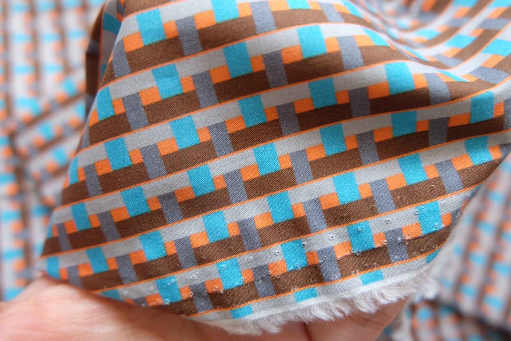3 for 58 | Retro Geometric Cotton Poplin Fabric — 3.28 Yards