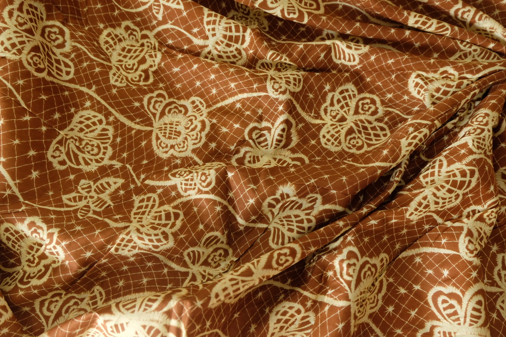 Discounted Vintage Brown Cotton Lawn Fabric – 4 yd