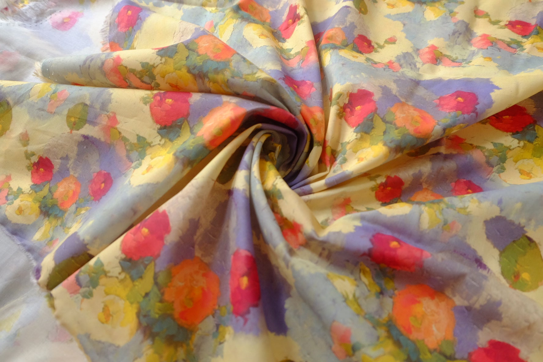 Painterly Apple Still Life Cotton Lawn Fabric - 2.19 yd