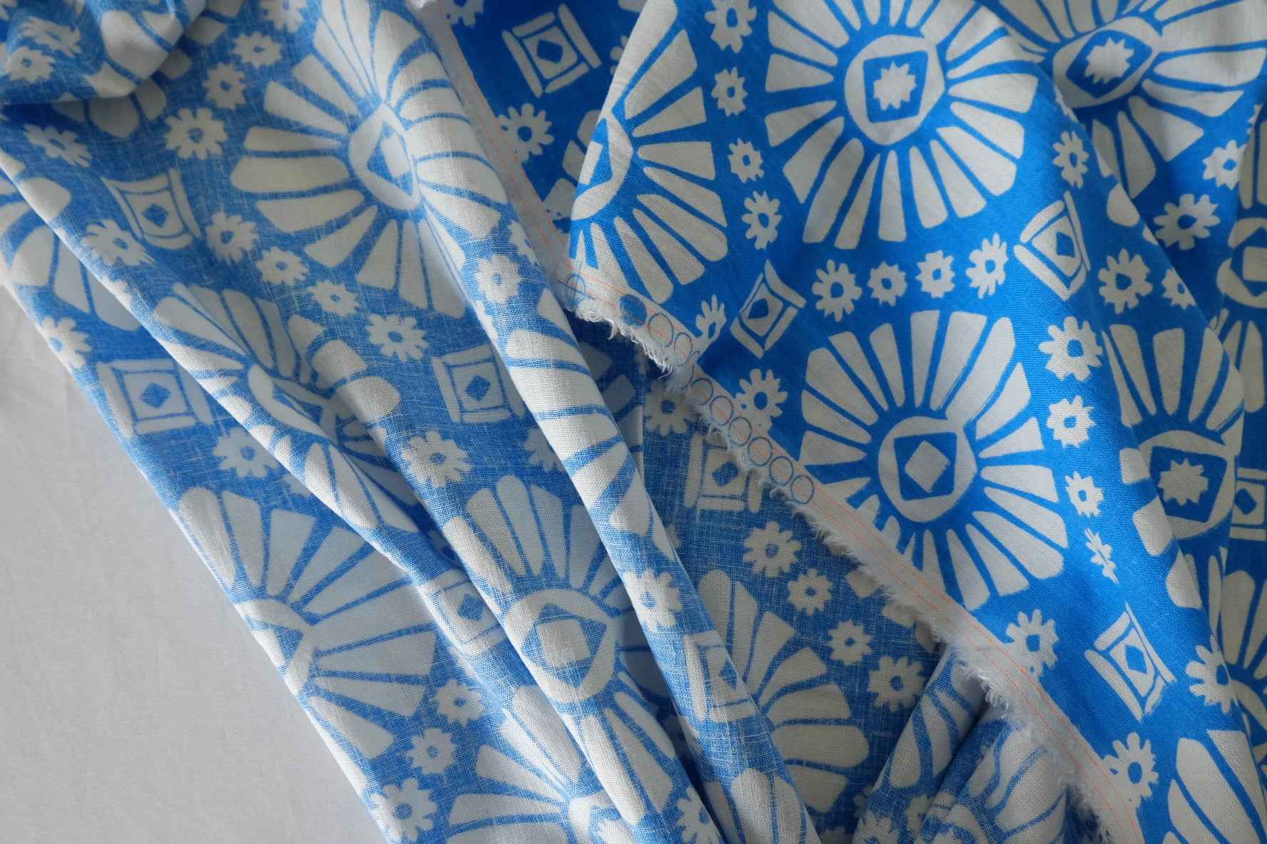 Blue Geometric Floral Cotton Linen Fabric – 1.6 yd