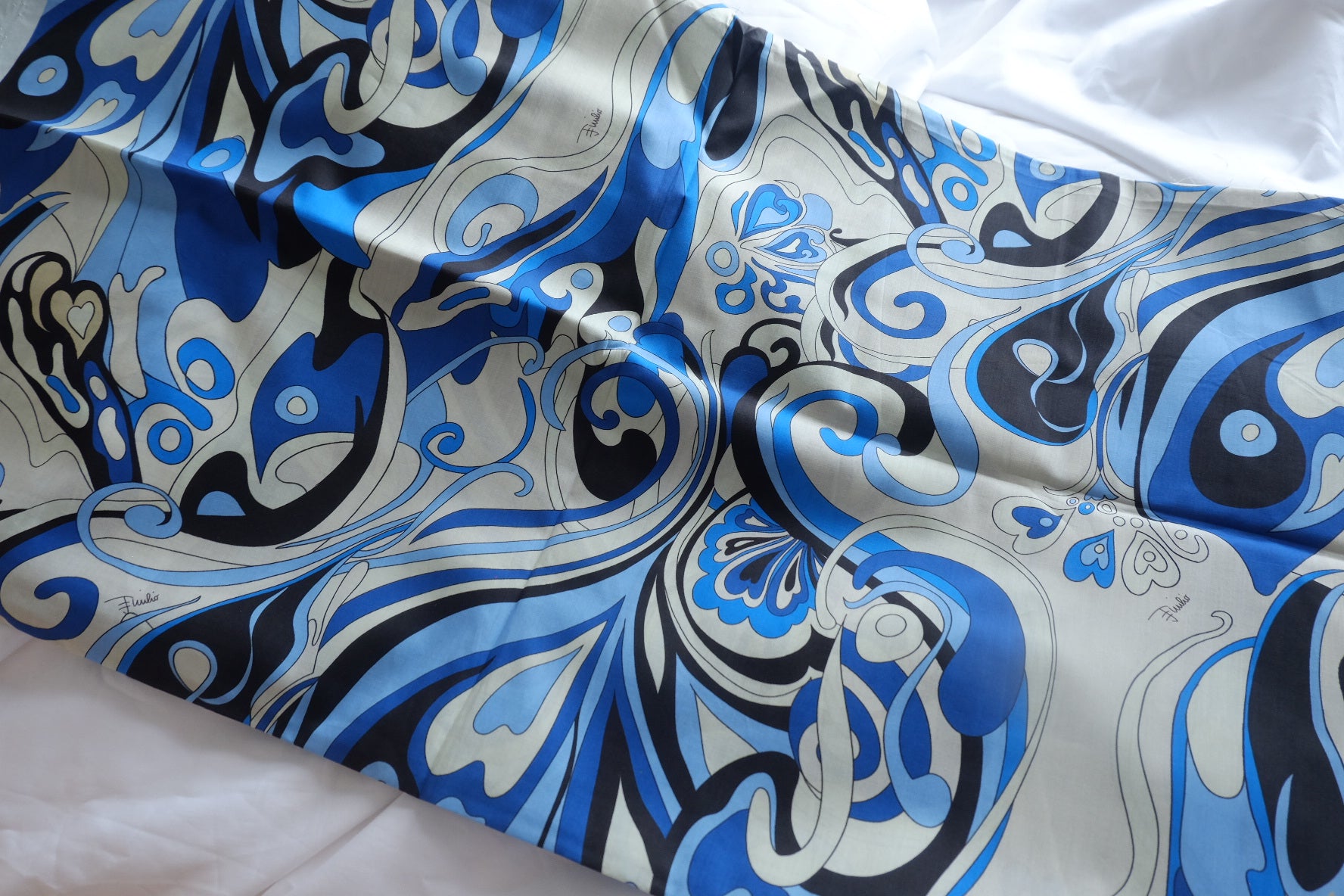 Blue Mod Scarf Print Cotton Lawn Fabric - 3.28 yd