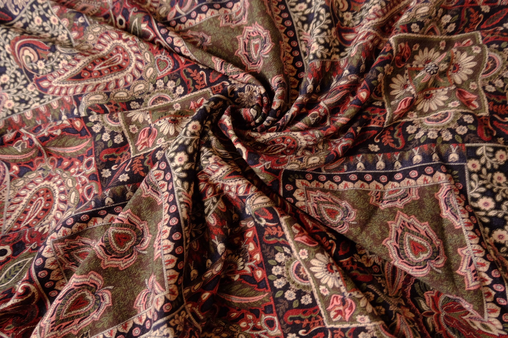Washed Paisley Patchwork Linen Cotton Fabric - 1.86 yd