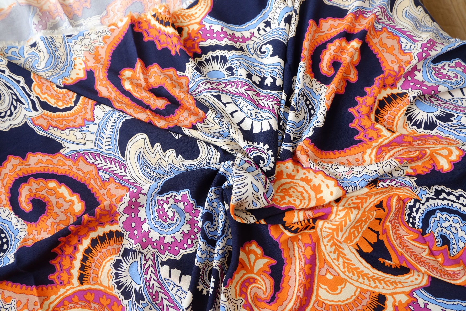 Bold Paisley Cotton Rayon Fabric, 3.28 Yards