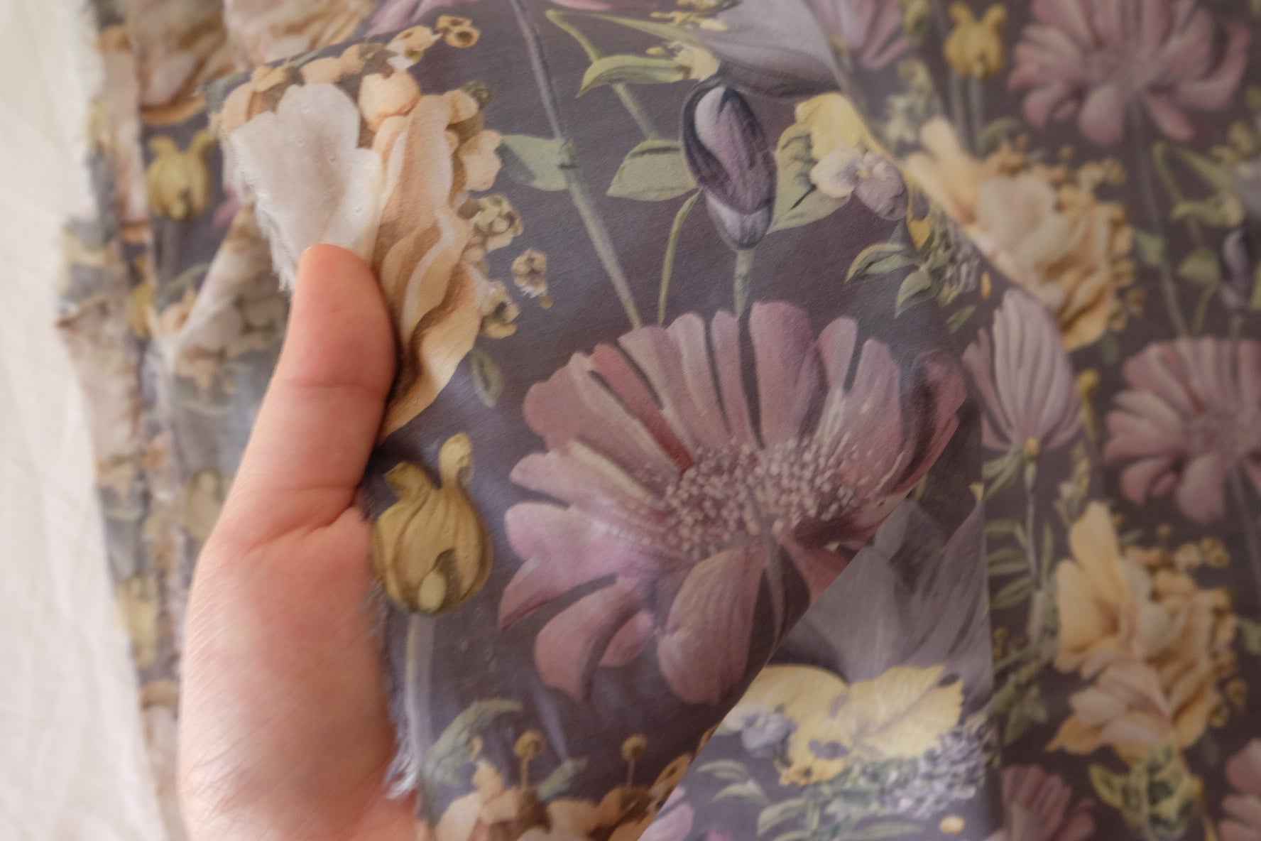 Soft Vintage Floral Cotton Lawn Fabric – 3.3 yd