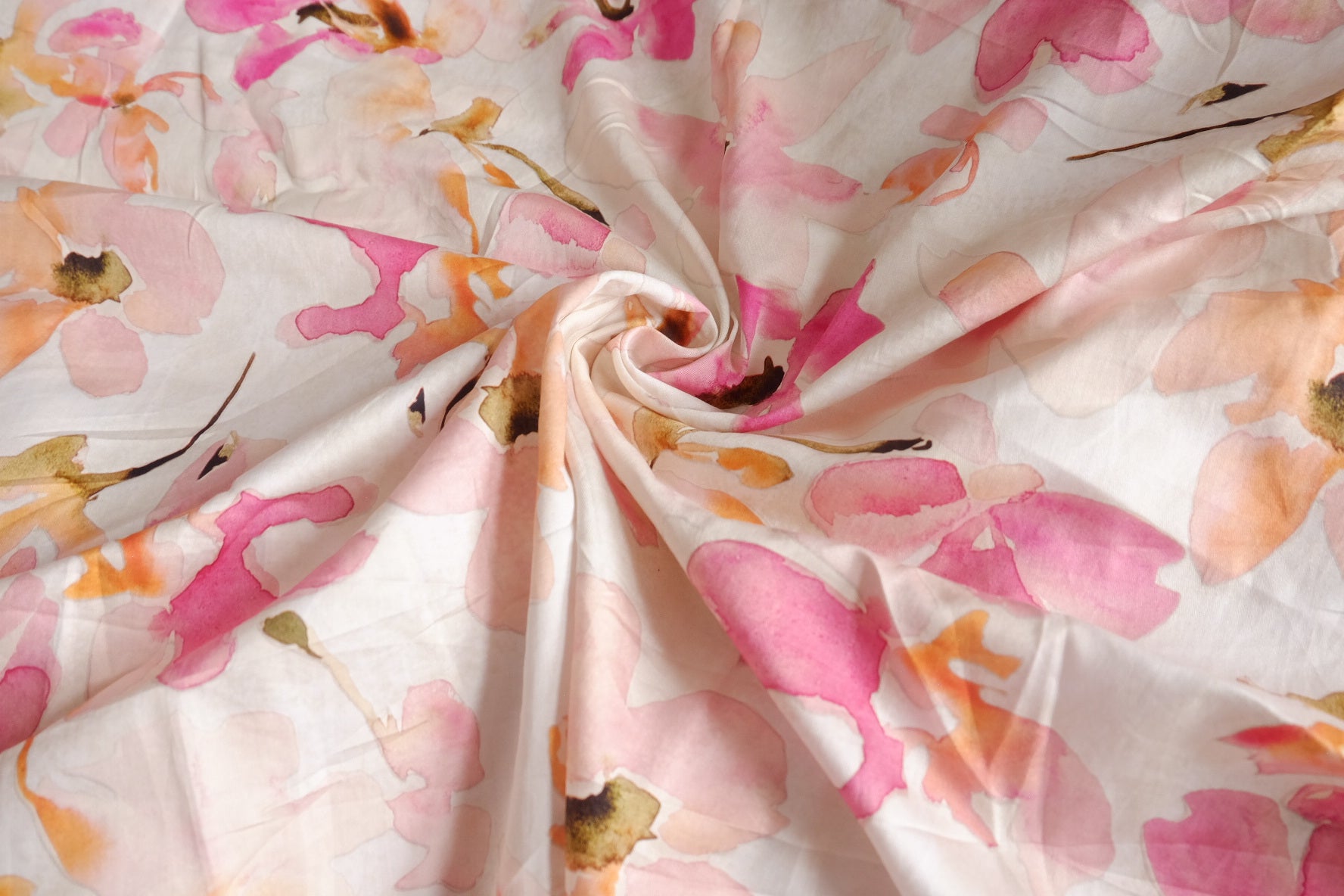 Watercolor Floral Silky Cotton Sateen Fabric - 3.28 yd