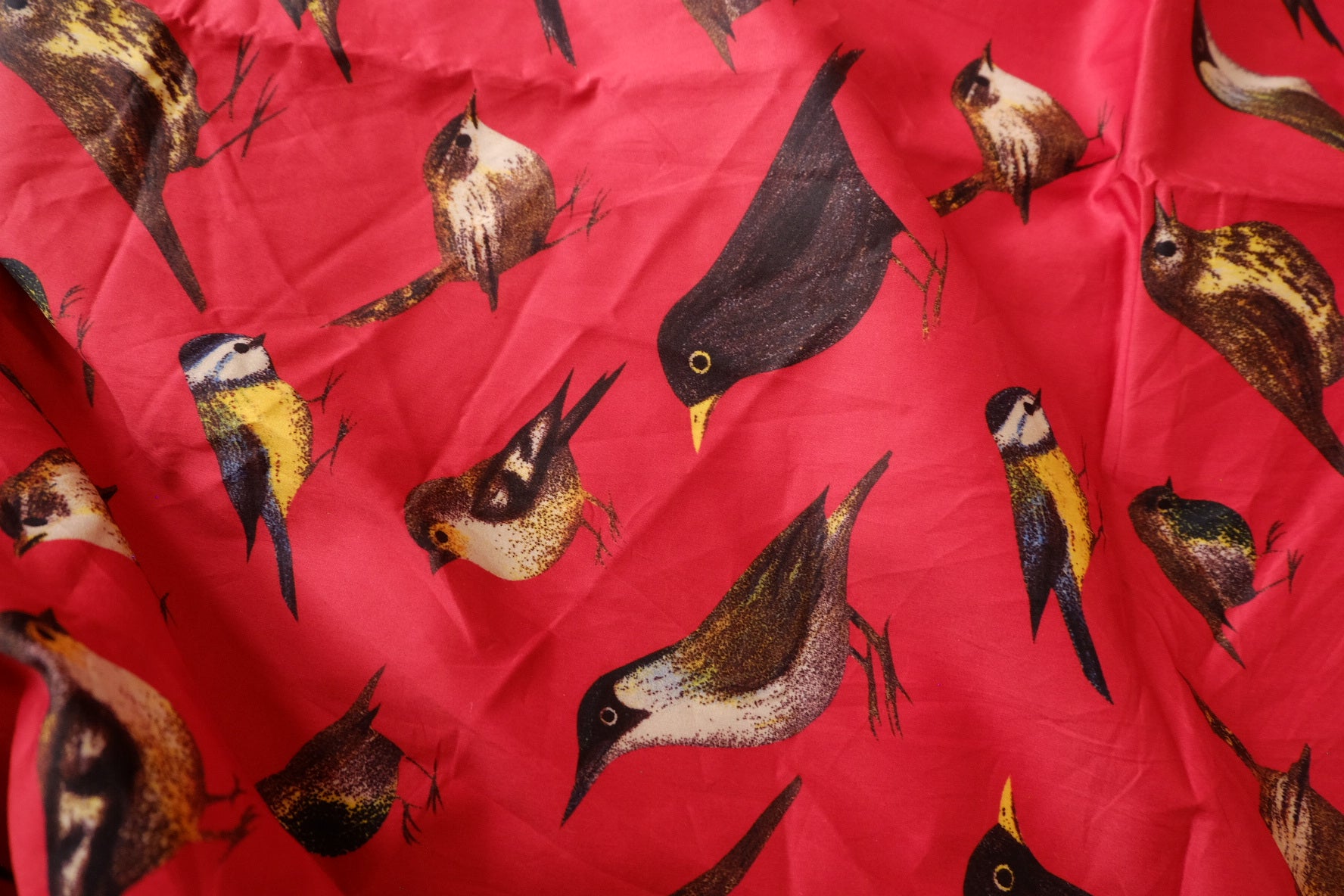 Bird Print Cotton Sateen on Red Ground (2.6 Yards)