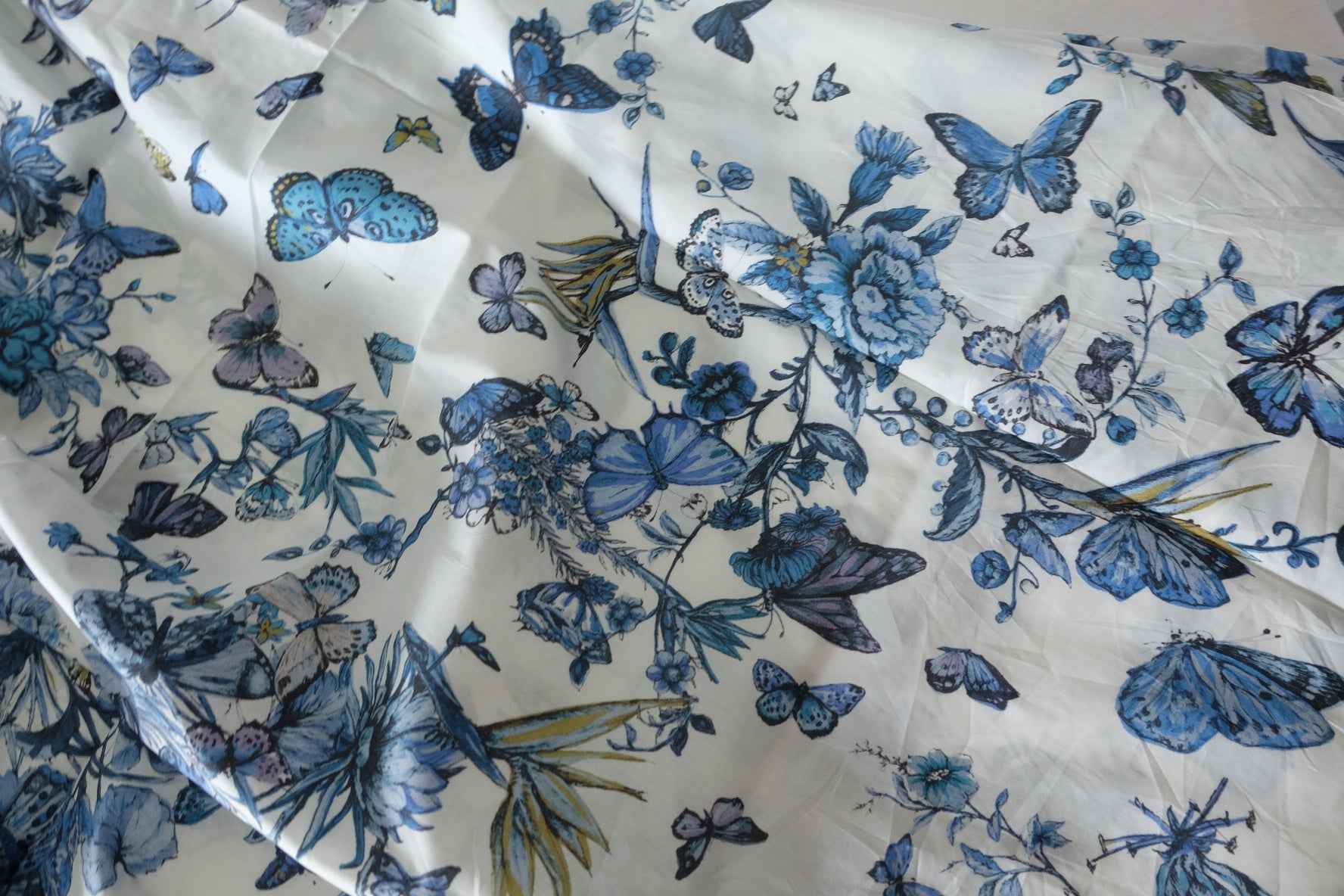 Blue Butterfly Garden Structured Cotton Poplin – 3.3 yd