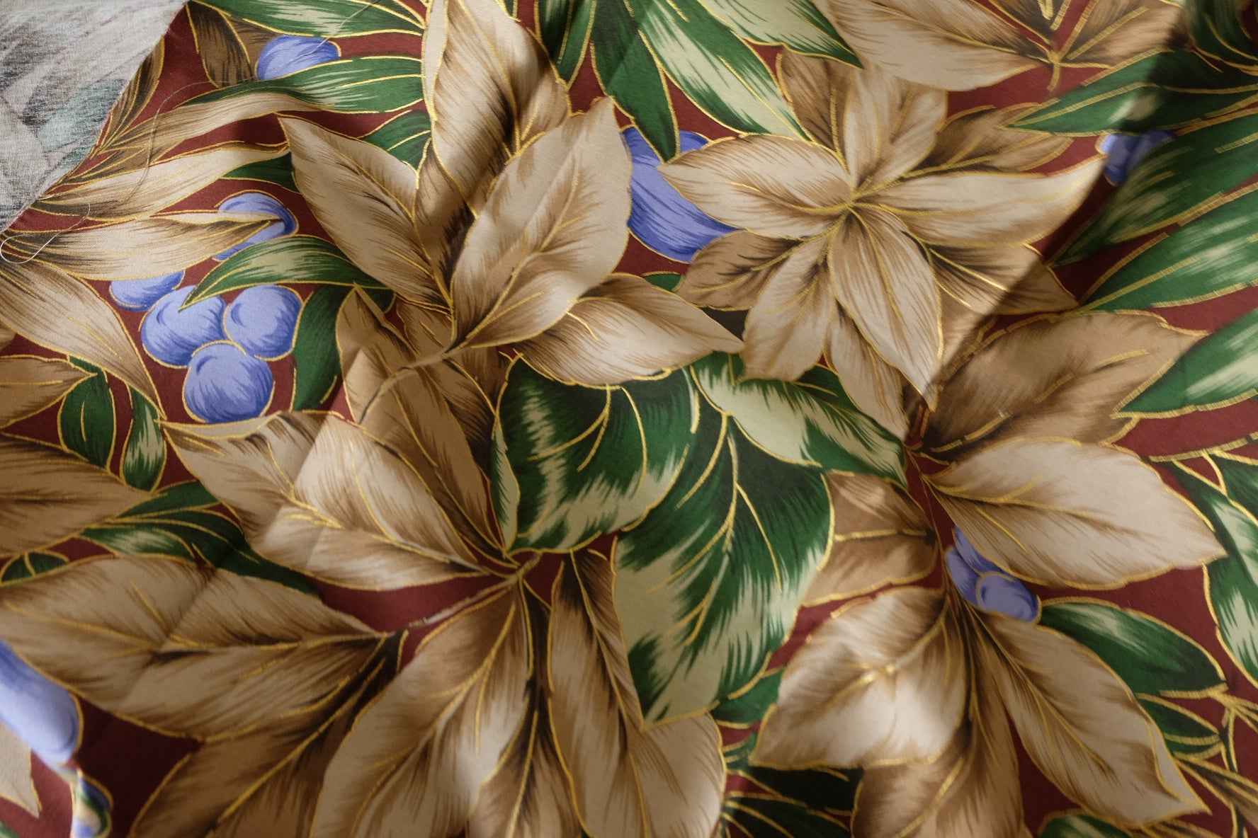 Vintage Tropical Floral Cotton Fabric – 3.3 yd