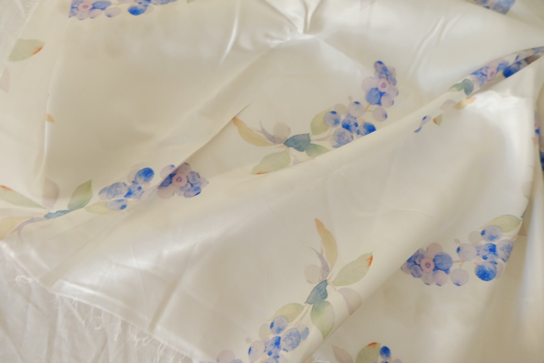 Silky Blue Floral Viscose Rayon Fabric – 3.3 yd