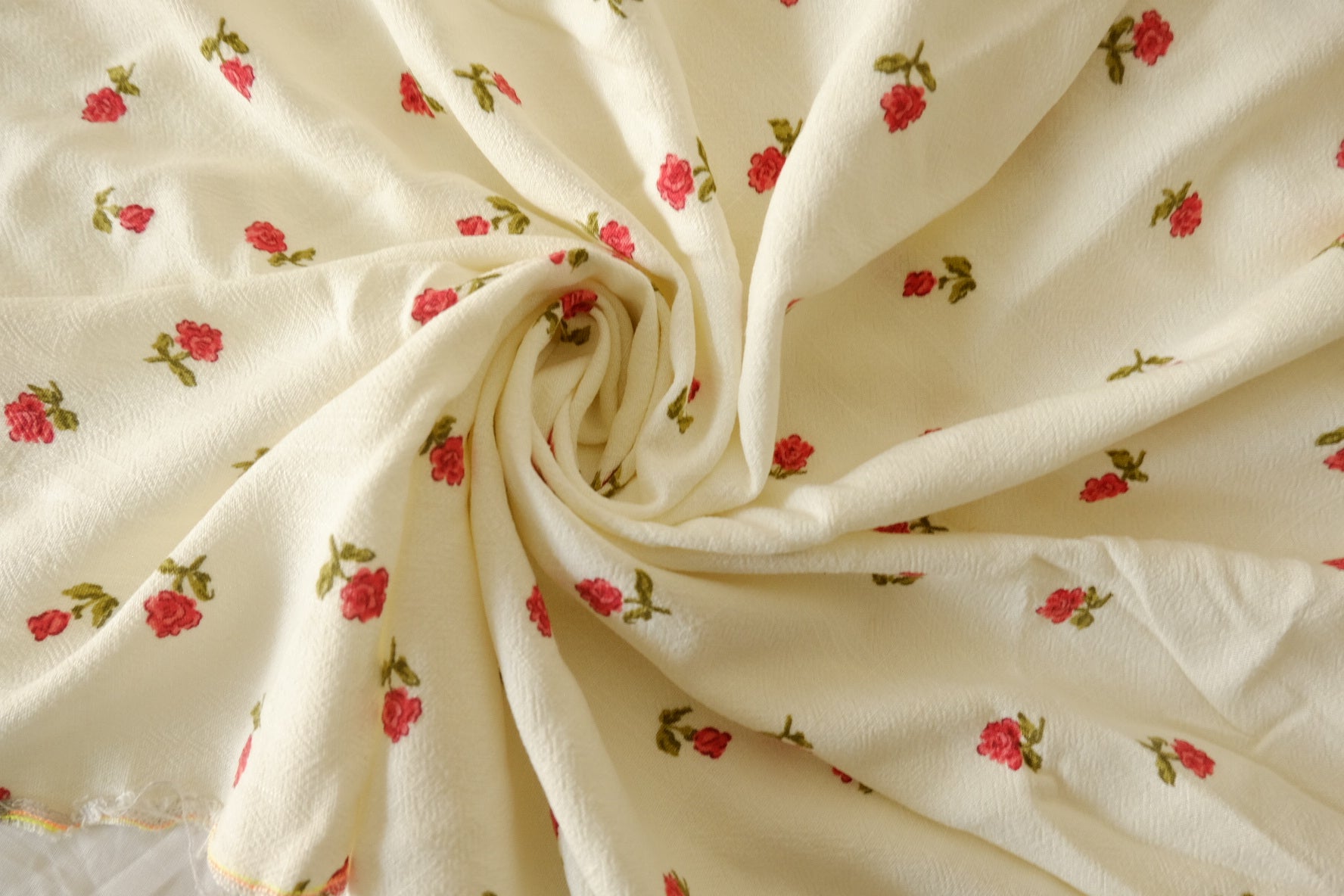 Washed Tiny Rose Ramie Rayon Blend Fabric – 1.64 yd Piece