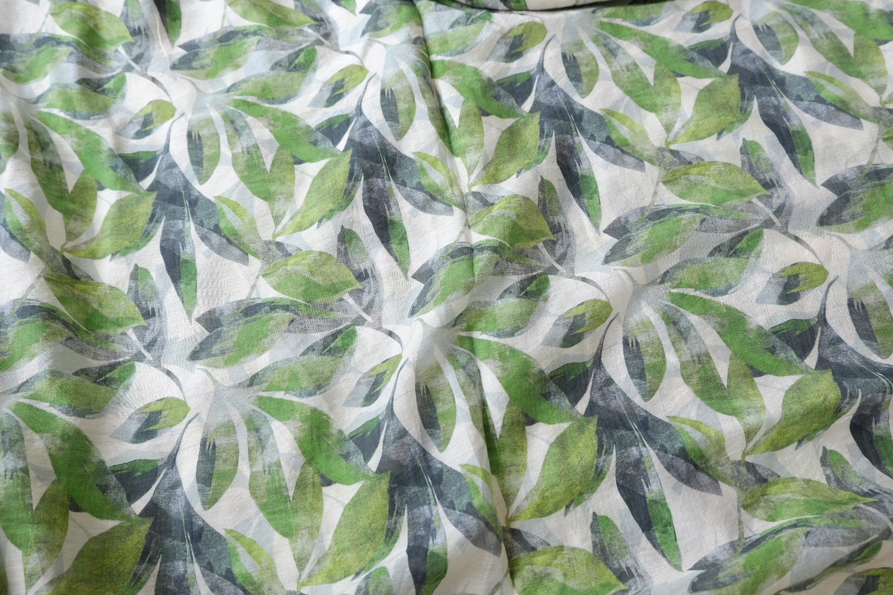 Lightweight Semi-Sheer Tencel Linen Leaf Print 2.0 Yards