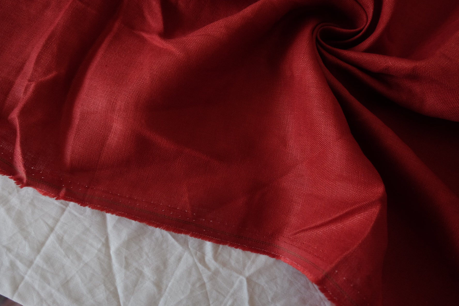 Heavy 17s Pure Linen Fabric in Deep Red - 2.5 yd