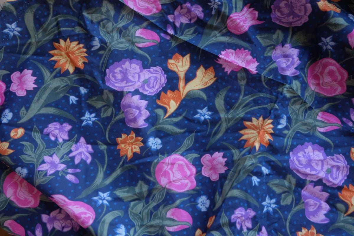 Midnight Jewel Garden Cotton Lawn Fabric – 1.09 yd