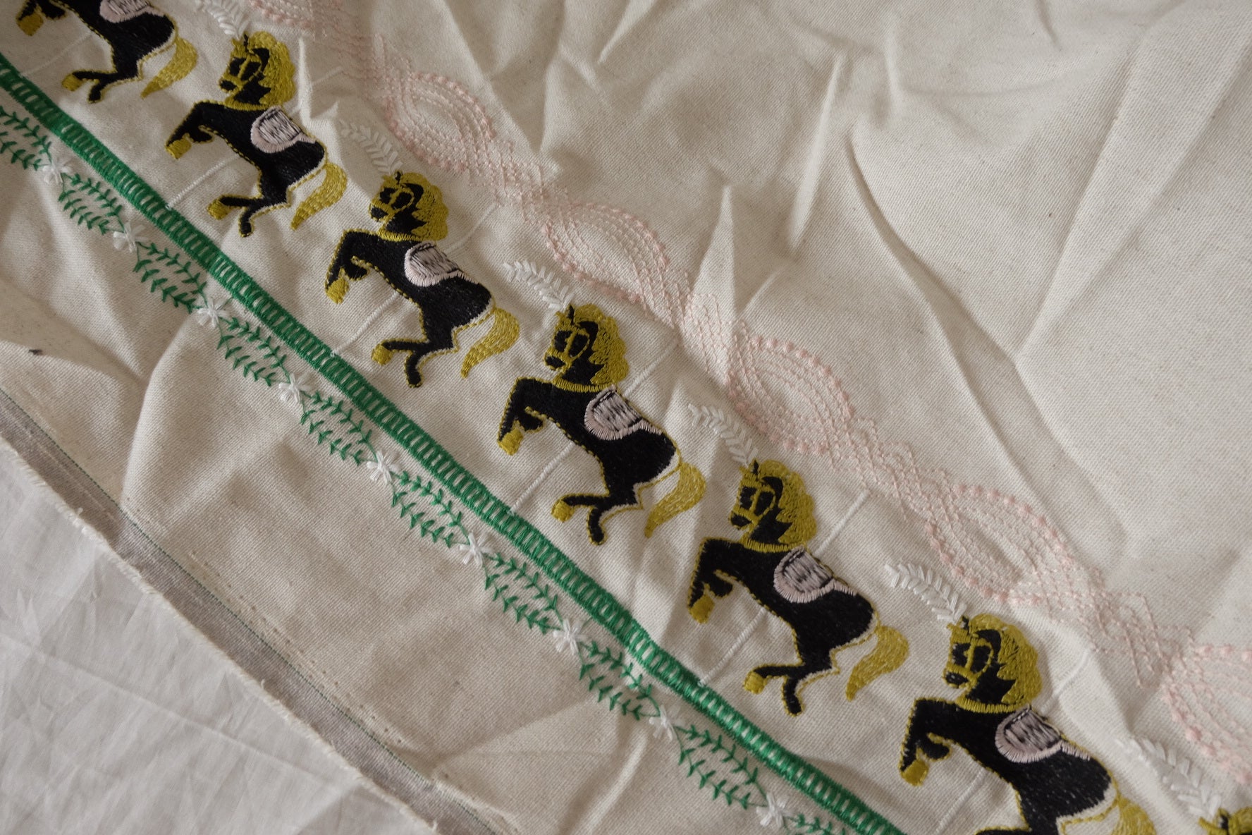 Horse Border Embroidered Cotton Linen Fabric – 1.45 yd