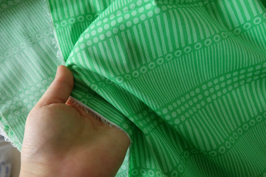 Fresh Green Geometric Cotton Poplin Fabric – 2.19 yd