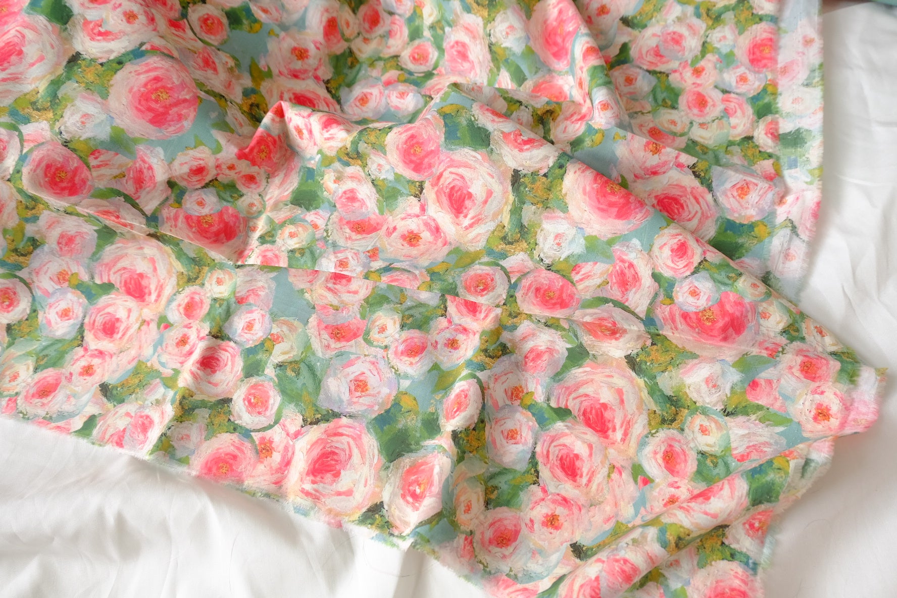 Painterly Rose Garden Cotton Lawn Fabric - 3.28 yd