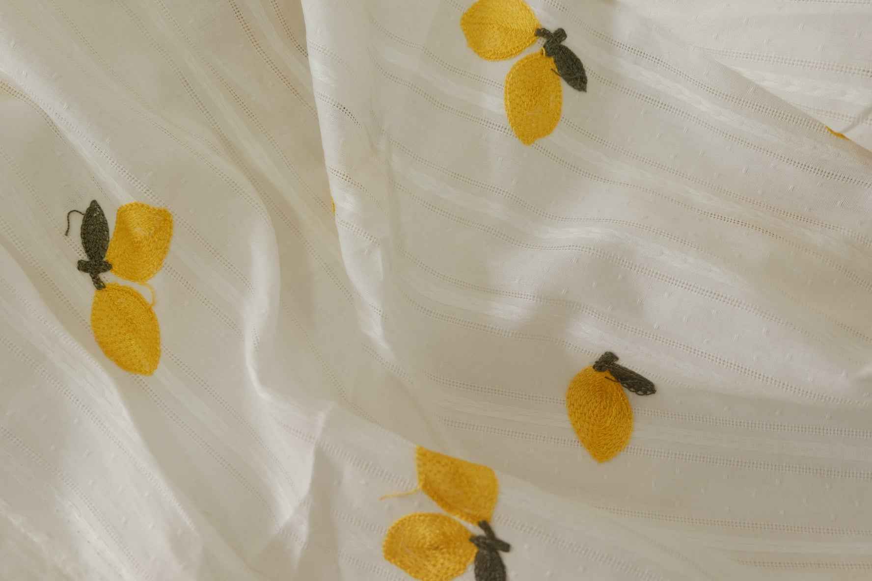 Embroidered Lemons Jacquard Cotton – 1.6 yd