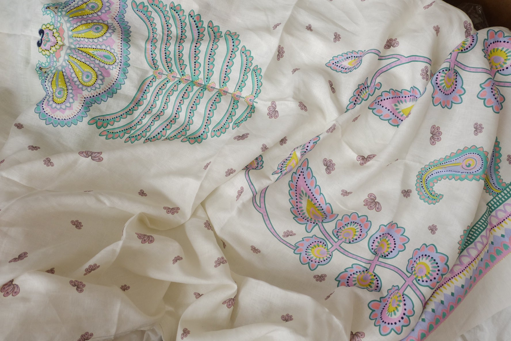 Paisley Placement Print Linen Fabric, 1.86 Yards