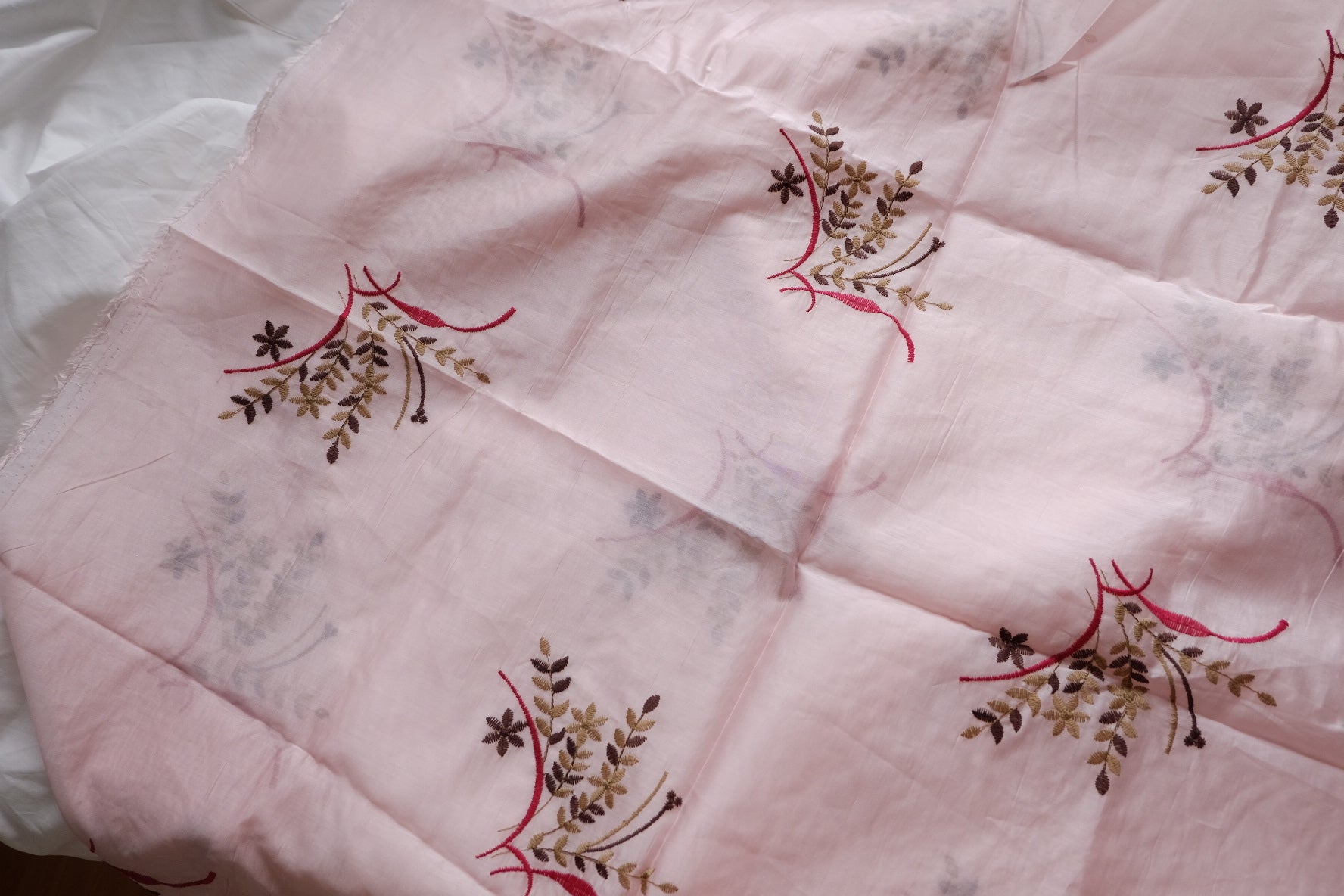 Blush Embroidered Tencel – 1.6 yd