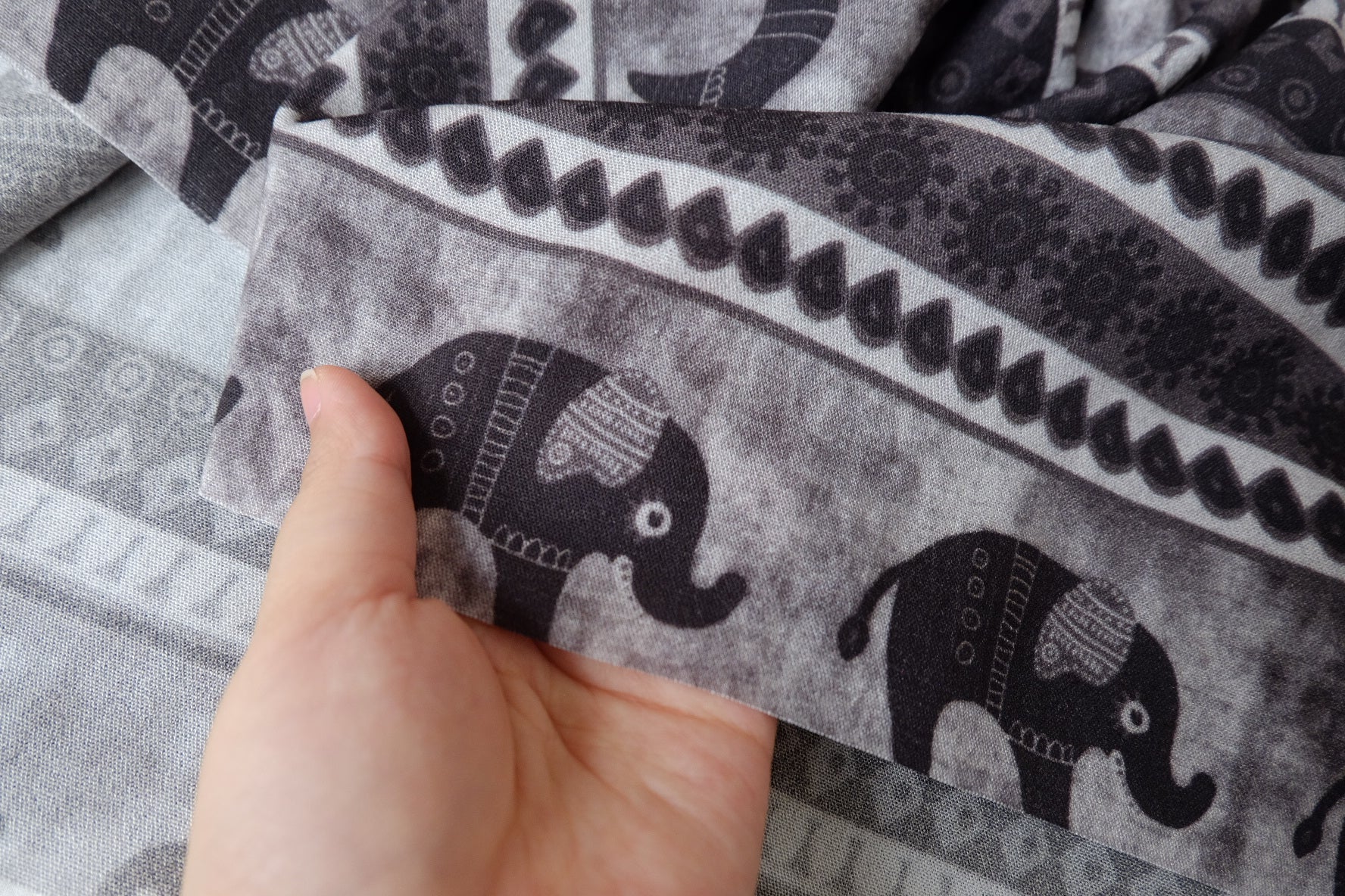 Animal Border Ramie Rayon Blend — 2.19 yd