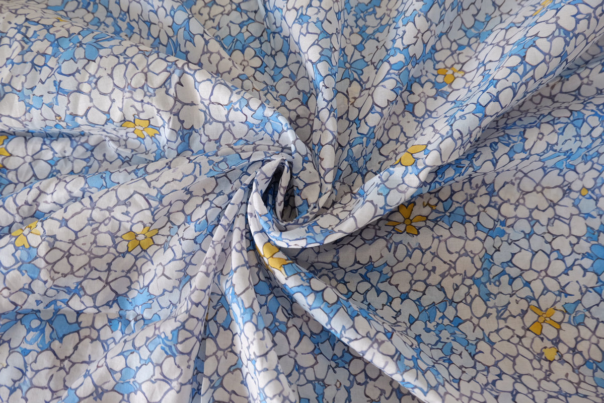 Blue Daisy Meadow – Floral Cotton Voile Fabric | 3.3 Yards