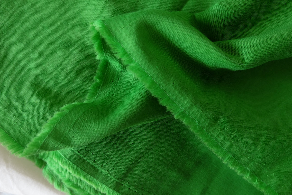 Fresh Meadow Green – Soft Cotton Double Gauze Fabric | 3.3 Yards