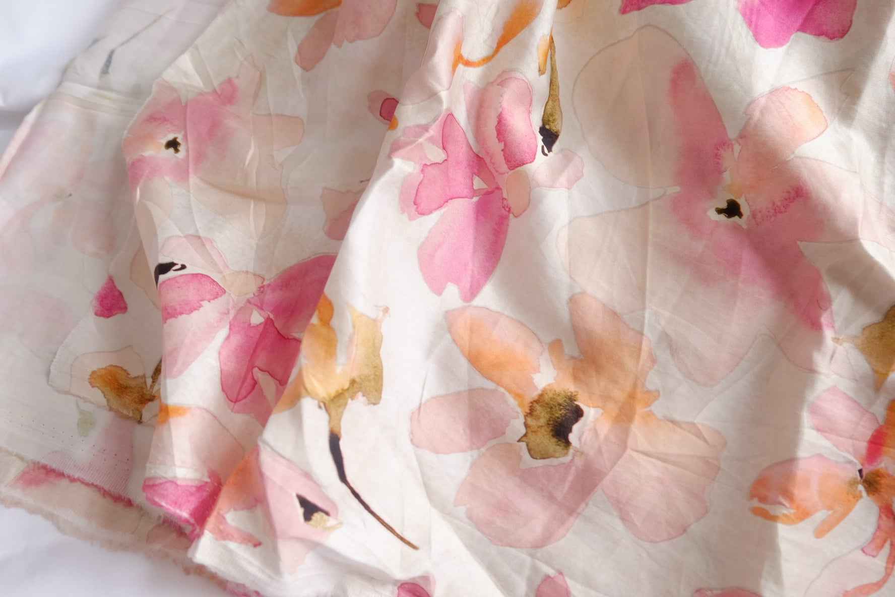 Watercolor Floral Silky Cotton Sateen Fabric - 3.28 yd
