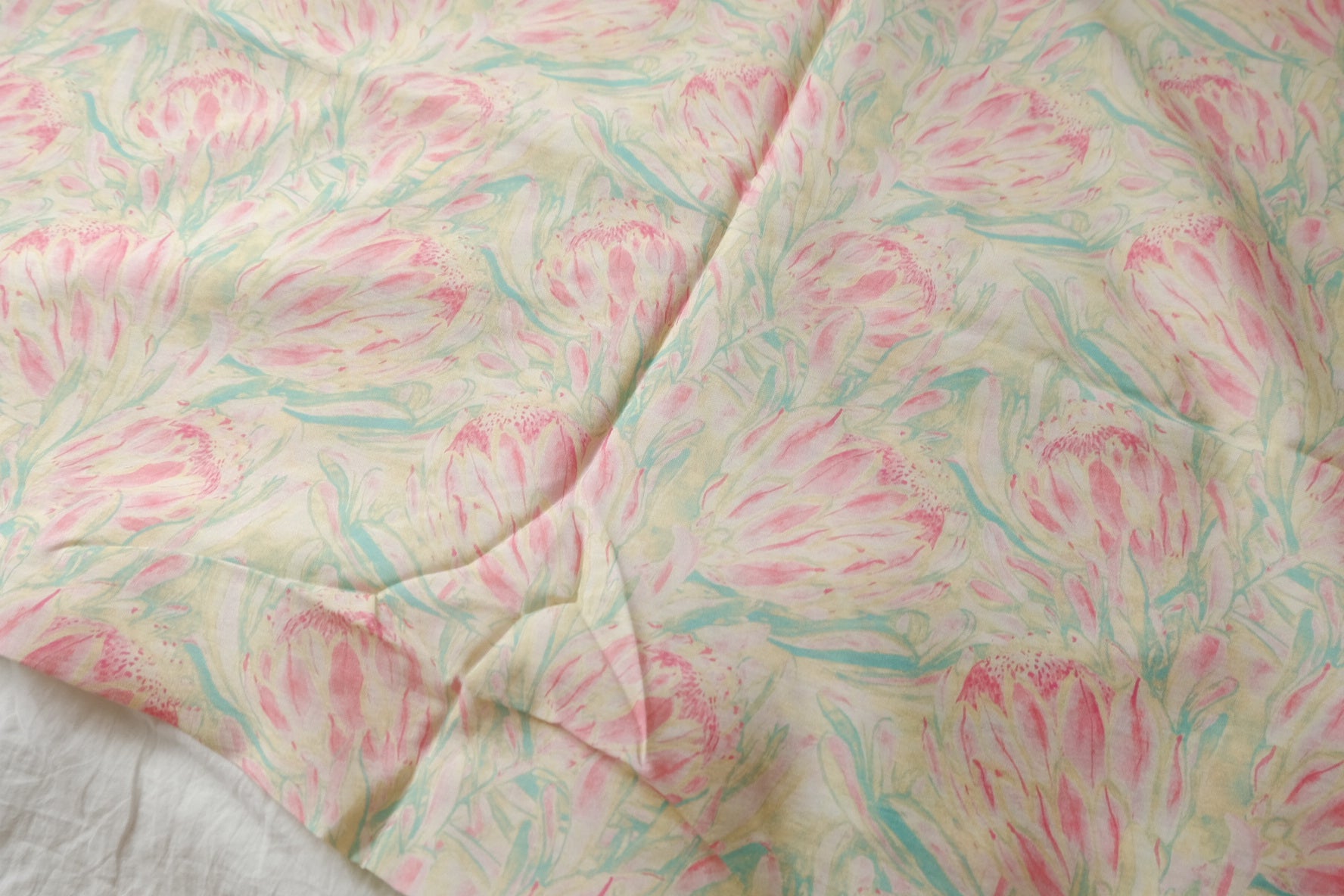 Pastel Protea Floral Cotton-Nylon Shirting Fabric — 3.28 yd