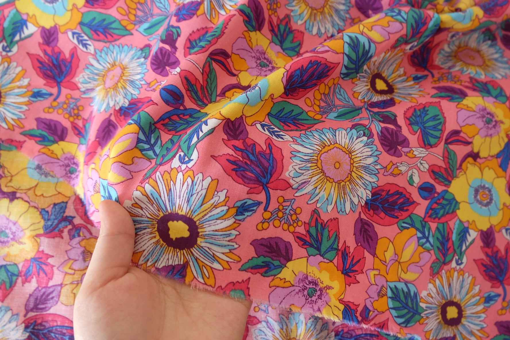 Bright Garden Cotton Poplin Fabric – 2.2 yd
