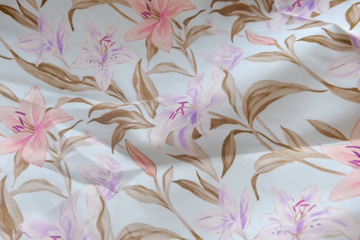 Watercolor Lily Cotton Poplin – 3.3 yd + 0.5 yd Bonus