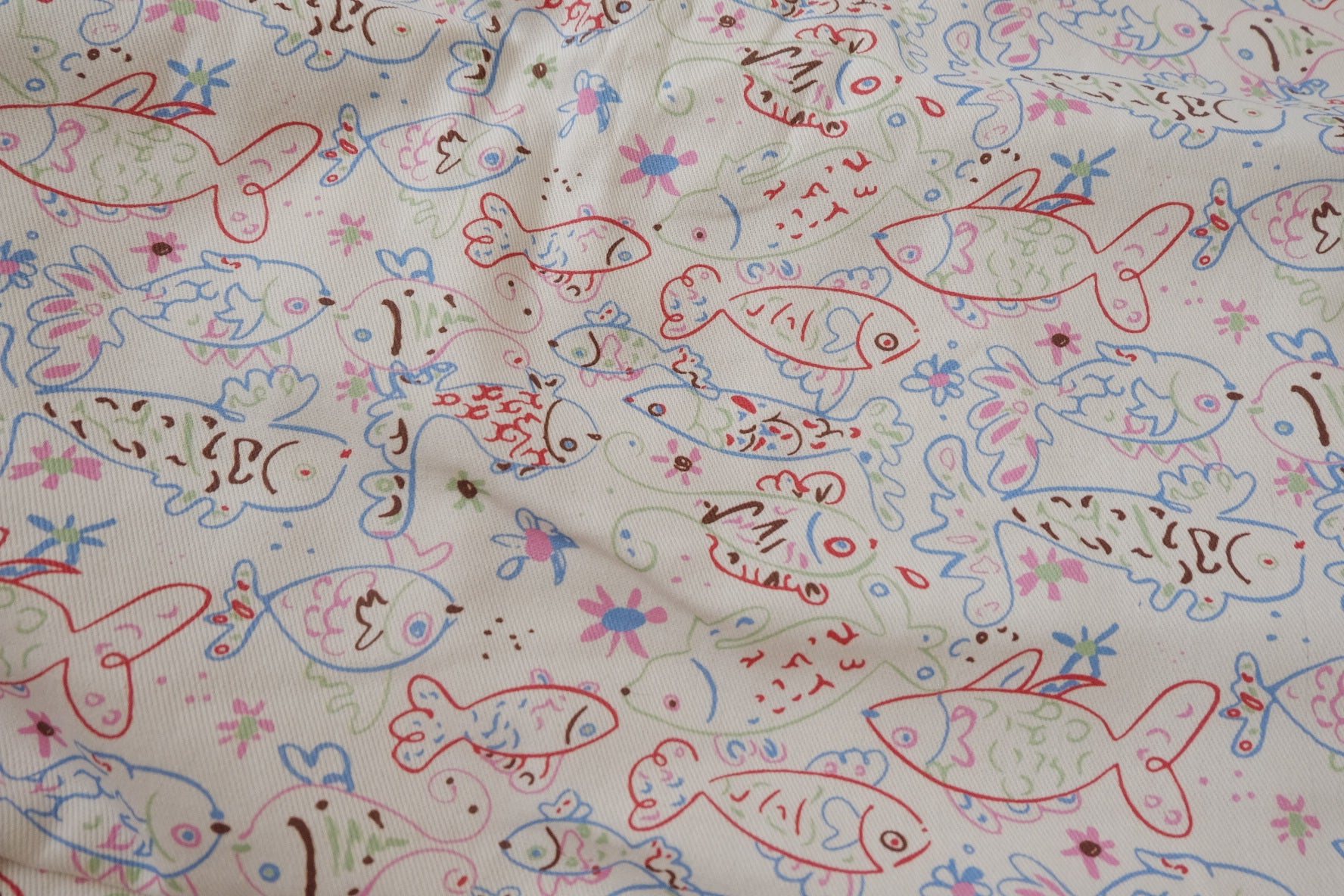 Playful Fish Print Cotton Twill Fabric, 2.19 Yards