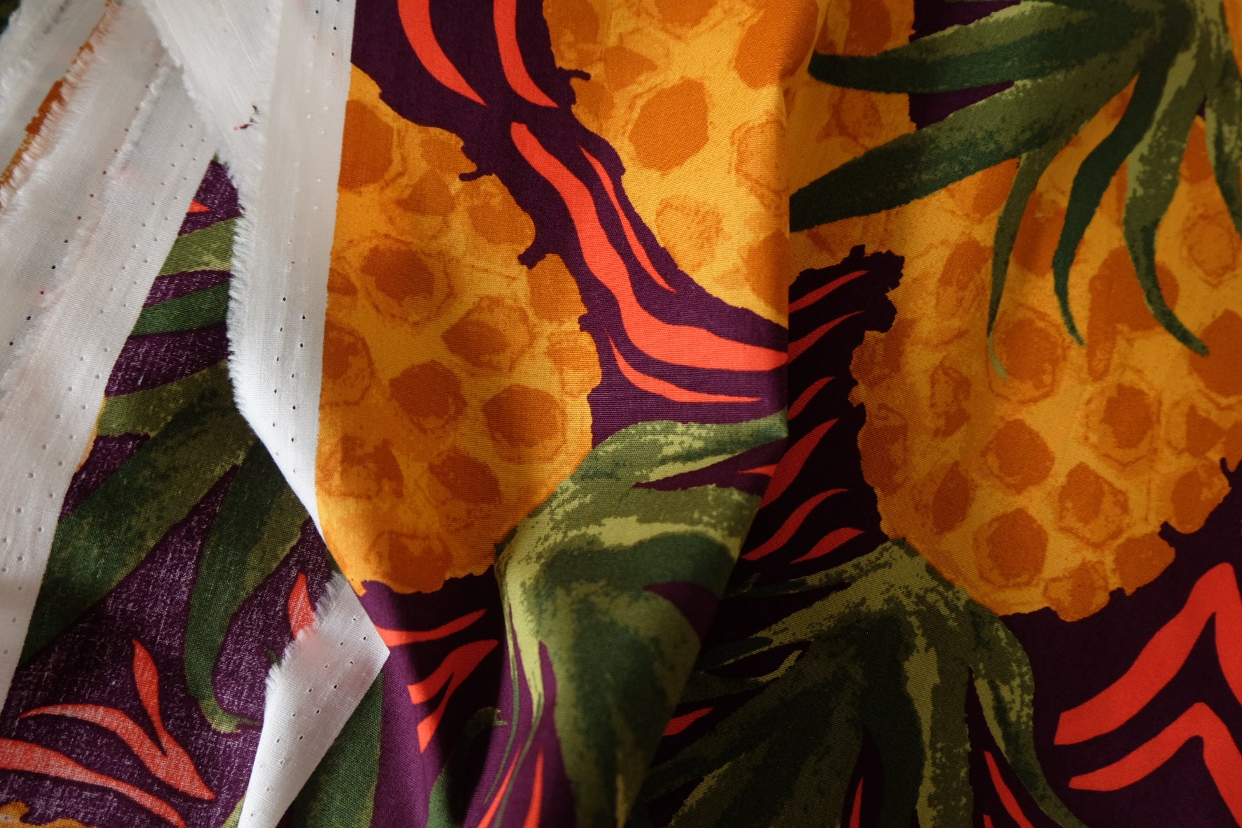 Tropical Pineapple Cotton Lawn Fabric – Silky Lightweight Dress Weight, 1.64 yd/2.19 yd
