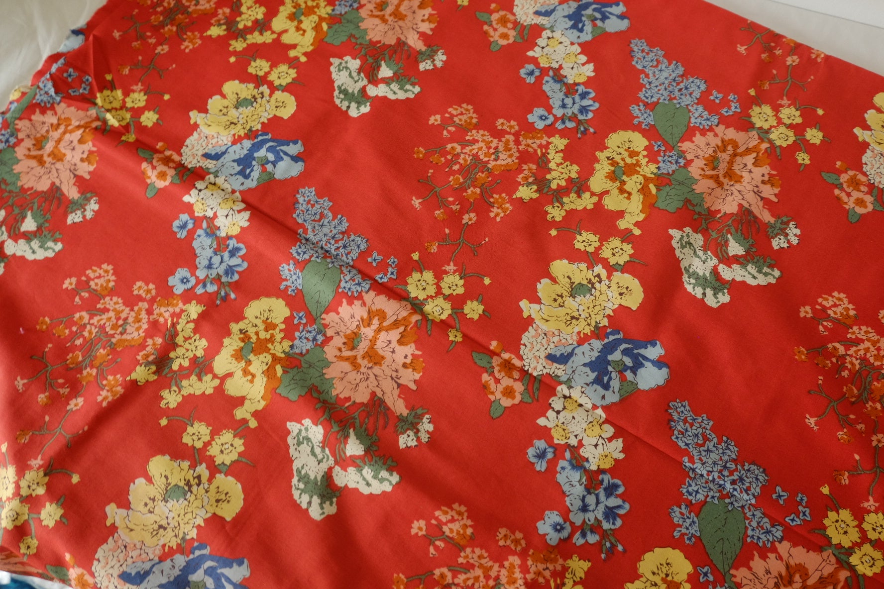 Scarlet Vintage Floral Cotton Poplin – 3.28 yd