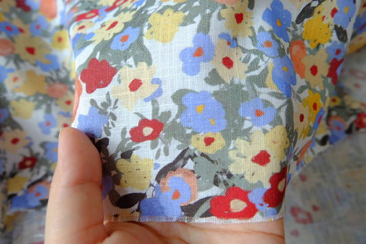 Cheerful Meadow Floral Slub Cotton Fabric — 2.19 yd