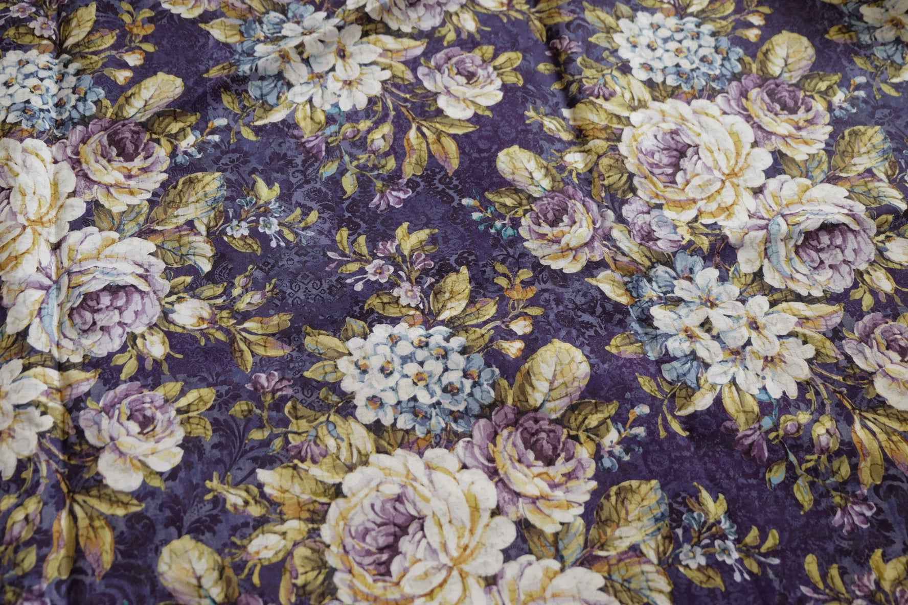 Vintage Floral Cotton — 2.0 yd / 2.3 yd