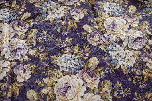 Vintage Floral Cotton — 2.0 yd / 2.3 yd