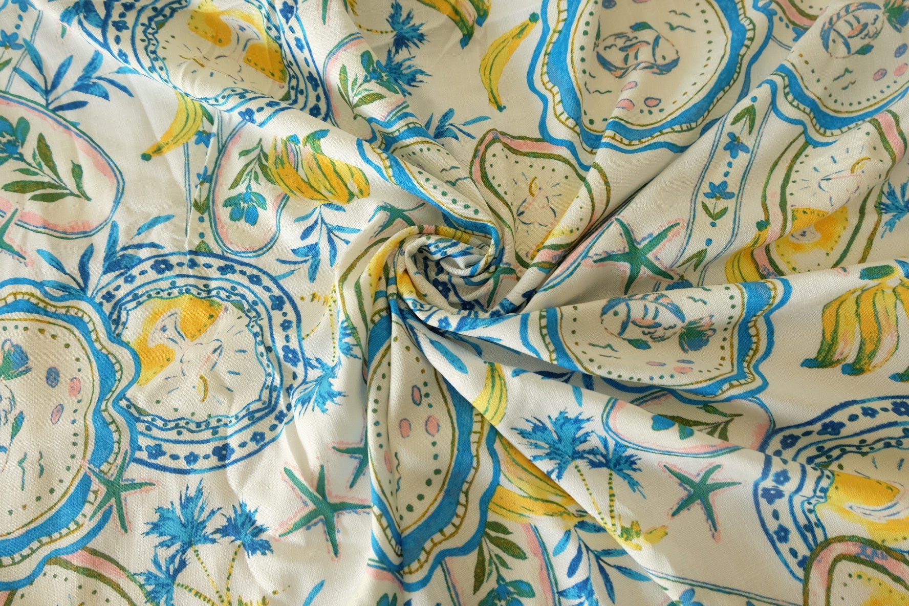 Seaside Table Lyocell Linen – 2.19 yd