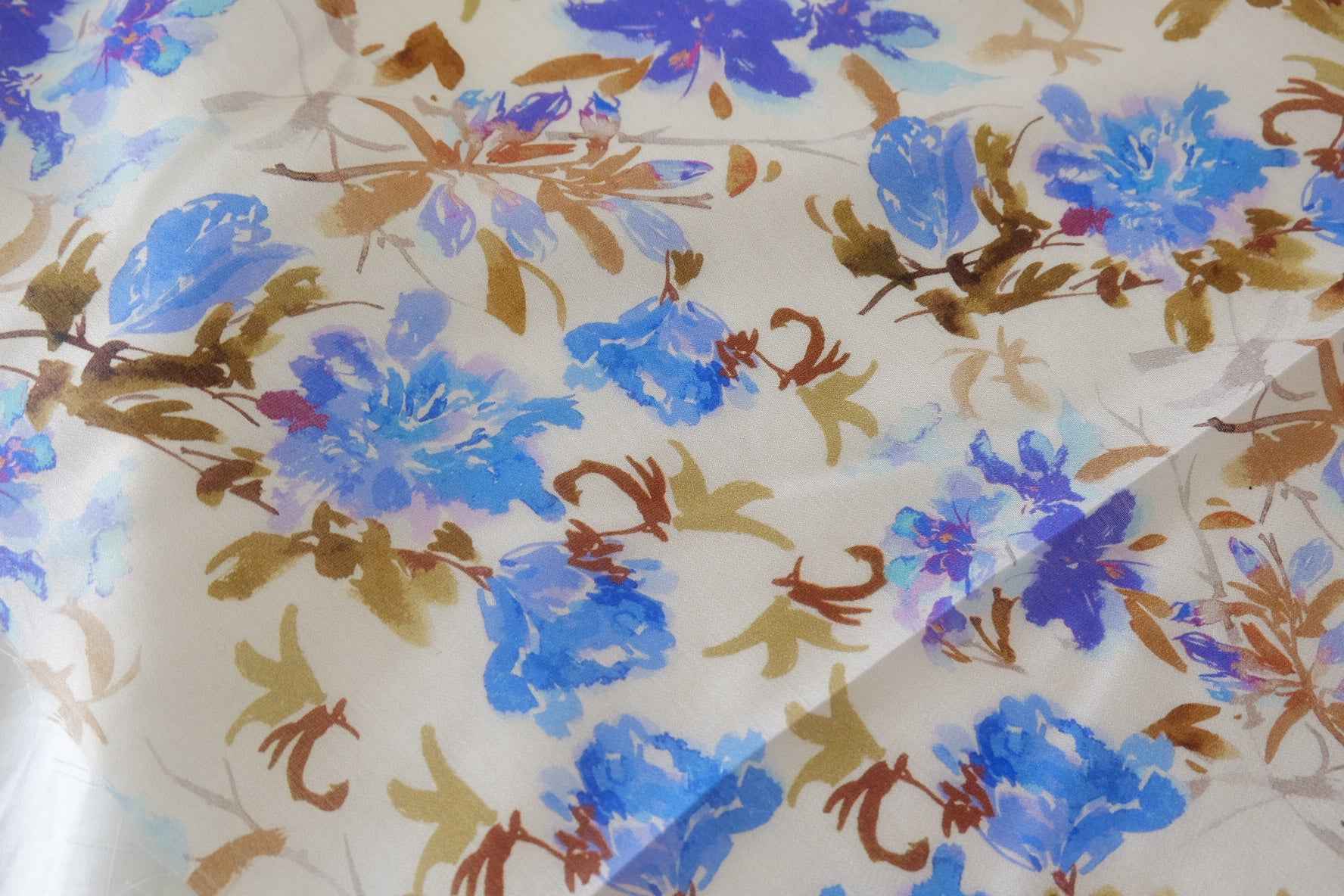 Tencel Blend Fabric – Blue Watercolor Floral Print – 3.3 yd