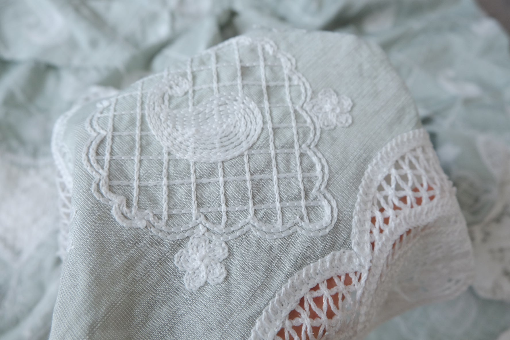 One-Sided Placement Embroidered Tencel Linen Fabric 1.7 Yards