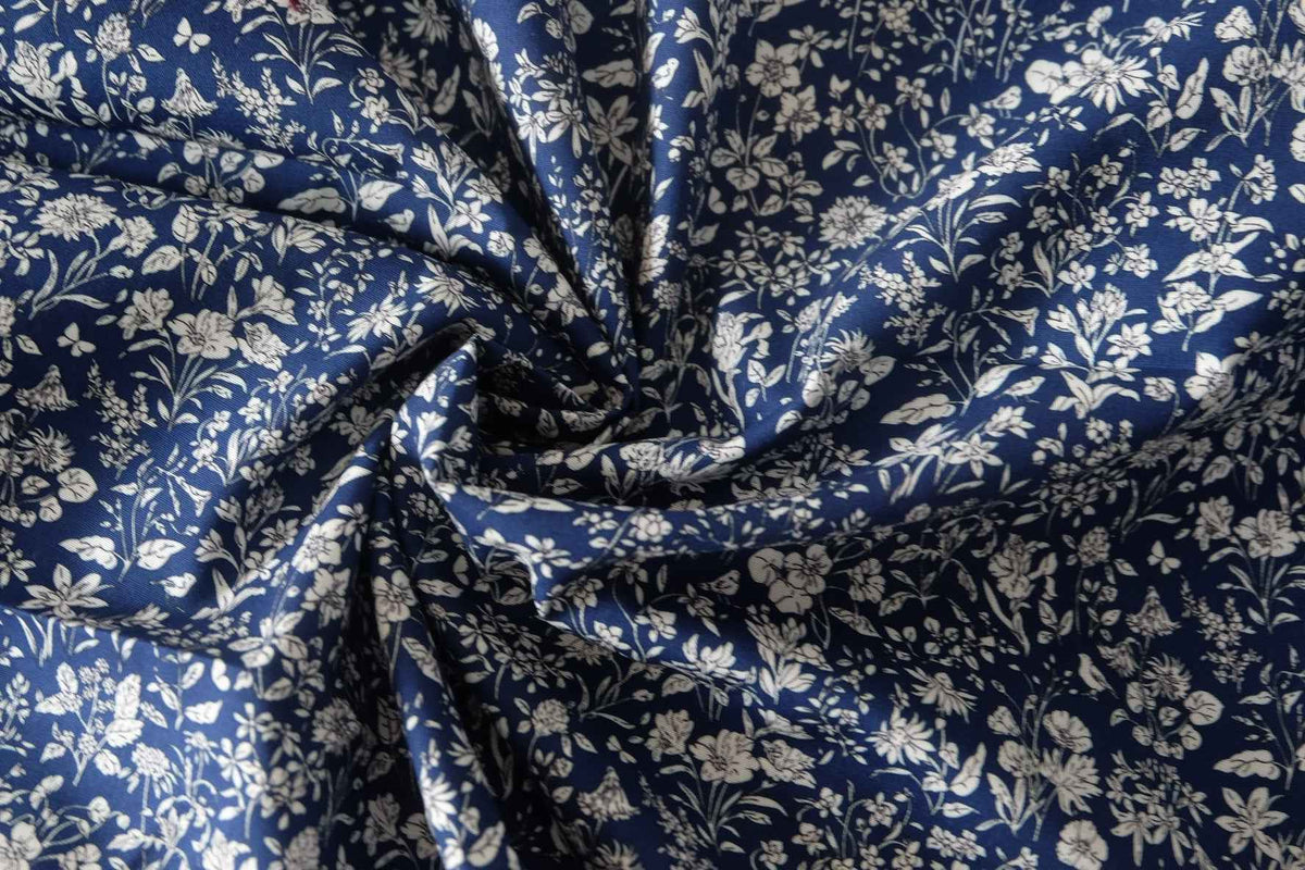 Navy Botanical Cotton Lawn — 3.28 yd