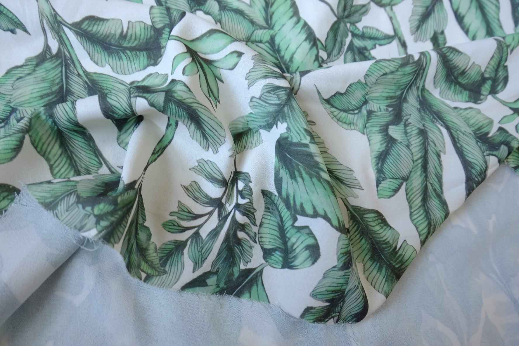 Green Botanical Viscose Fabric — 3.28 yd
