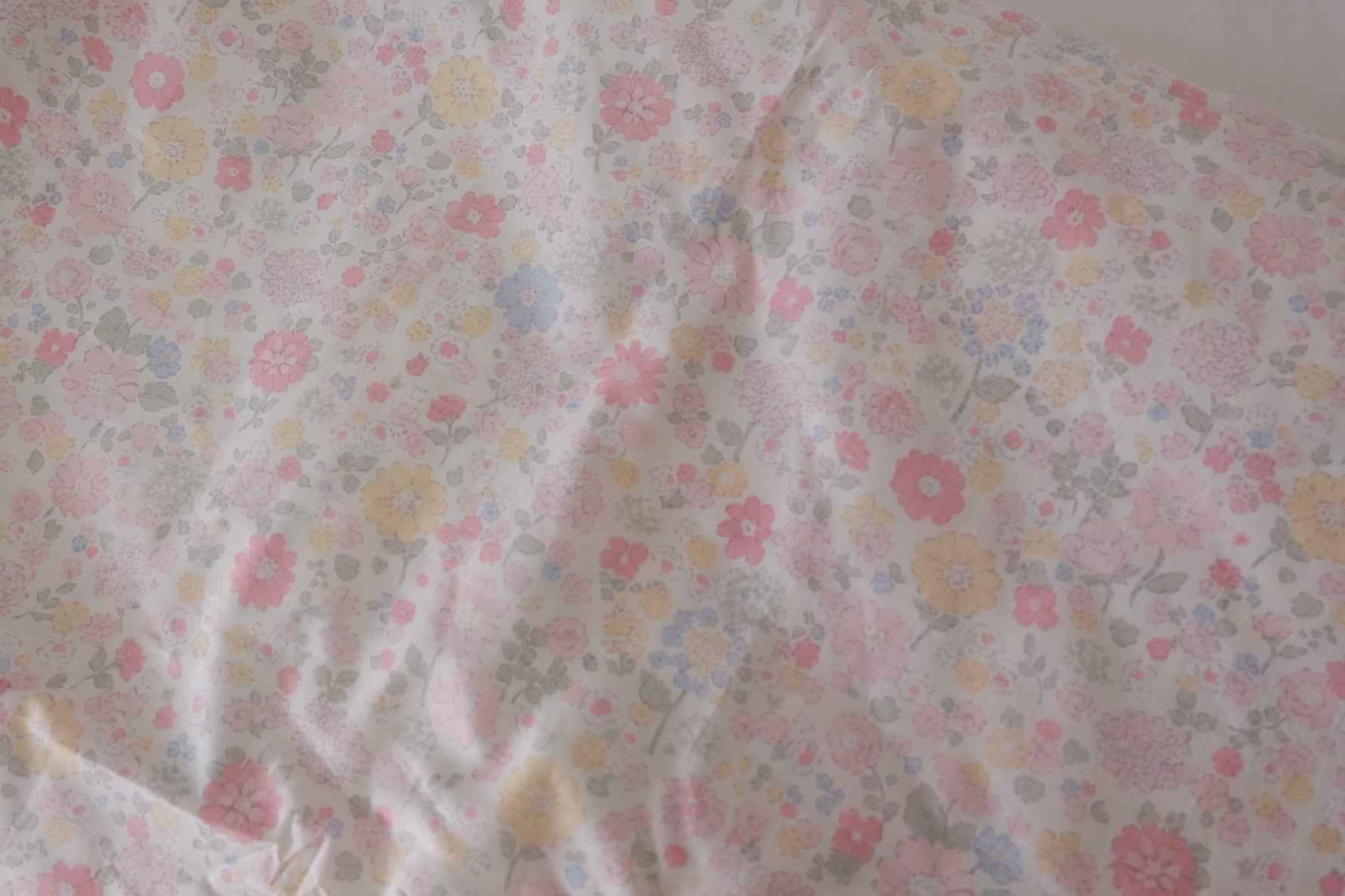 Soft Garden Floral Cotton Lawn Fabric – 3.3 yd