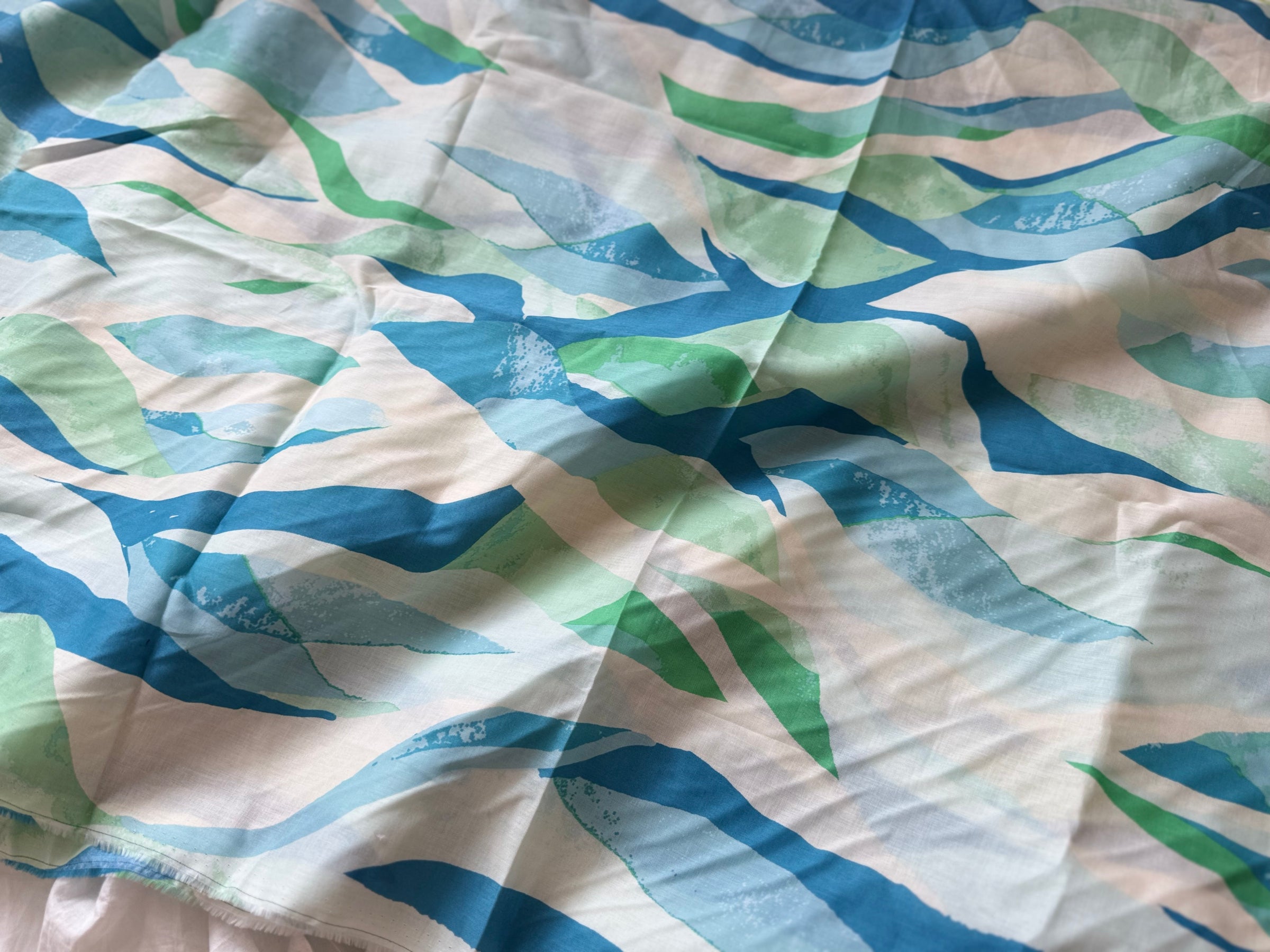 Ocean Wave Abstract Cotton Lawn Fabric — 2.19 yd