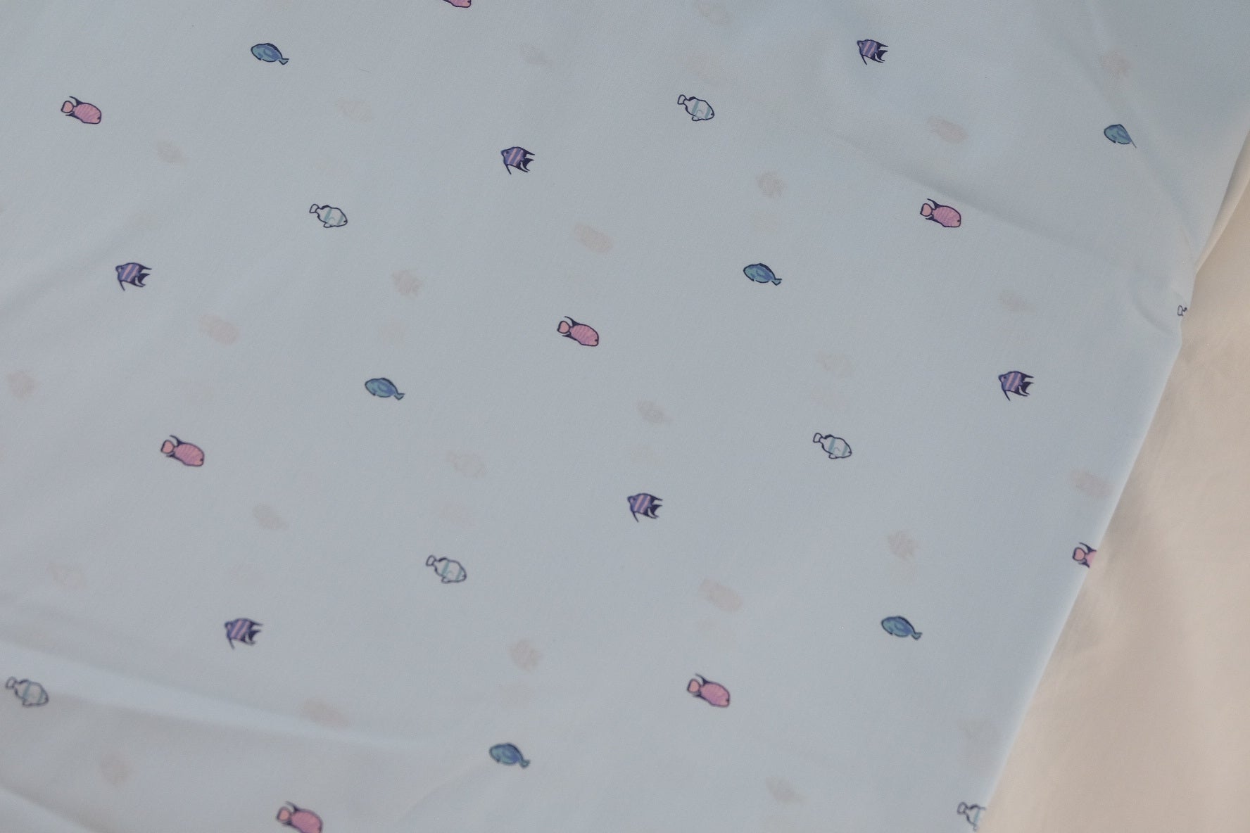 Tiny Fish Silky Lightweight Fabric – 2.2 yd