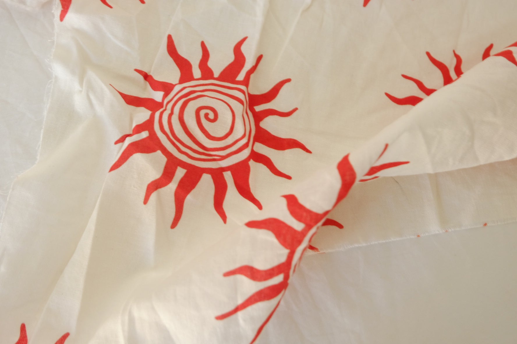 Red Sun Cotton Linen Blend Fabric – 1.7 yd / Irregular Cut